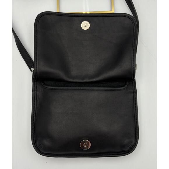 Vintage Coach Slim Hippie Bag | Style No. 9142 | Black Leather Crossbody - Picture 9 of 10